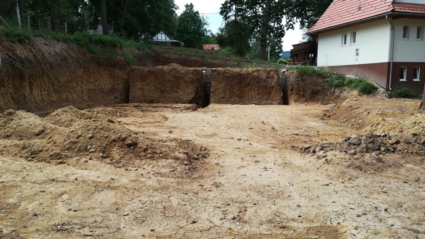 Miskolv, Ungarn, Grube, Erde