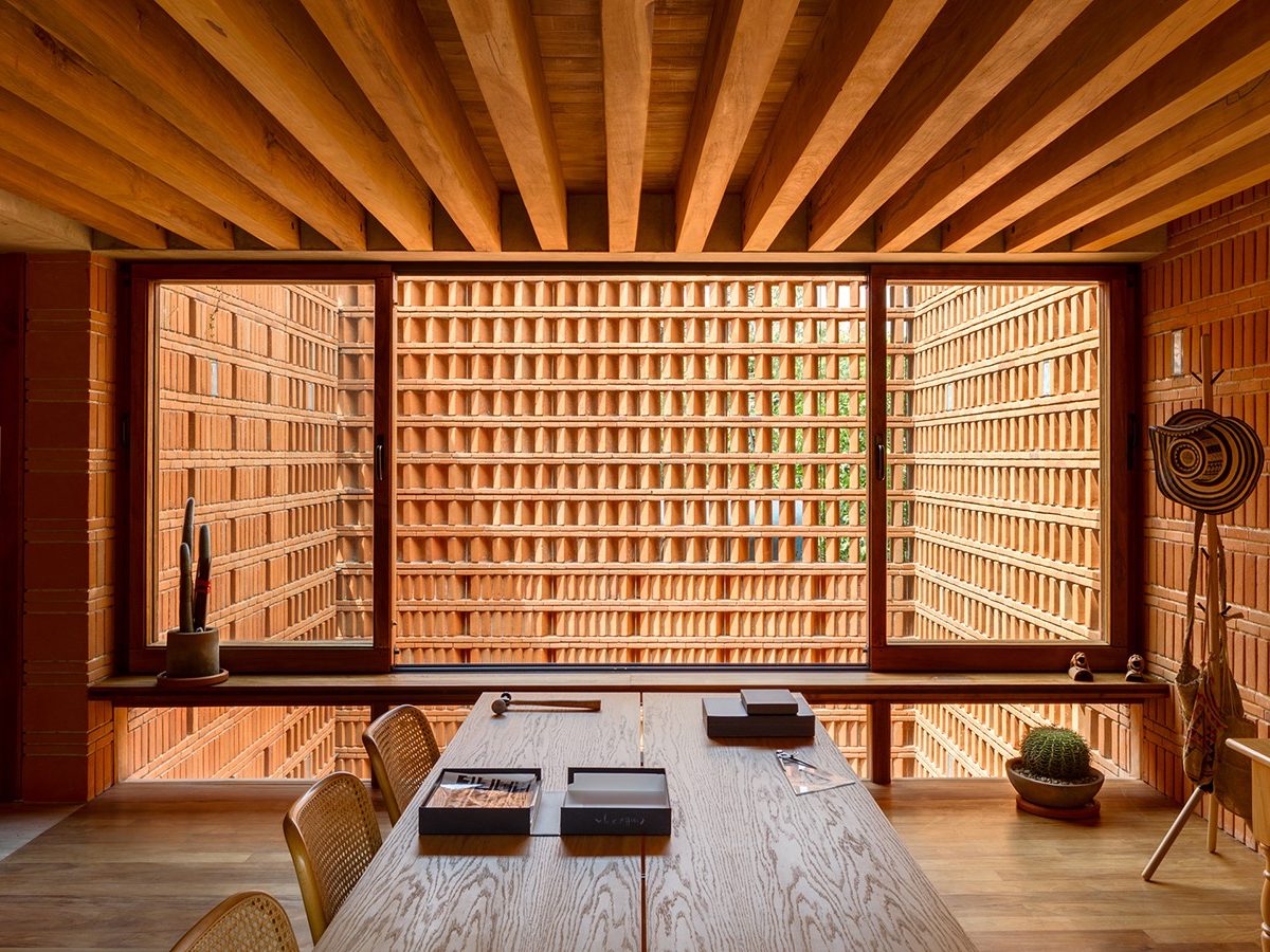 Iturbide Studio; Raum, moderne Ziegelarchitektur