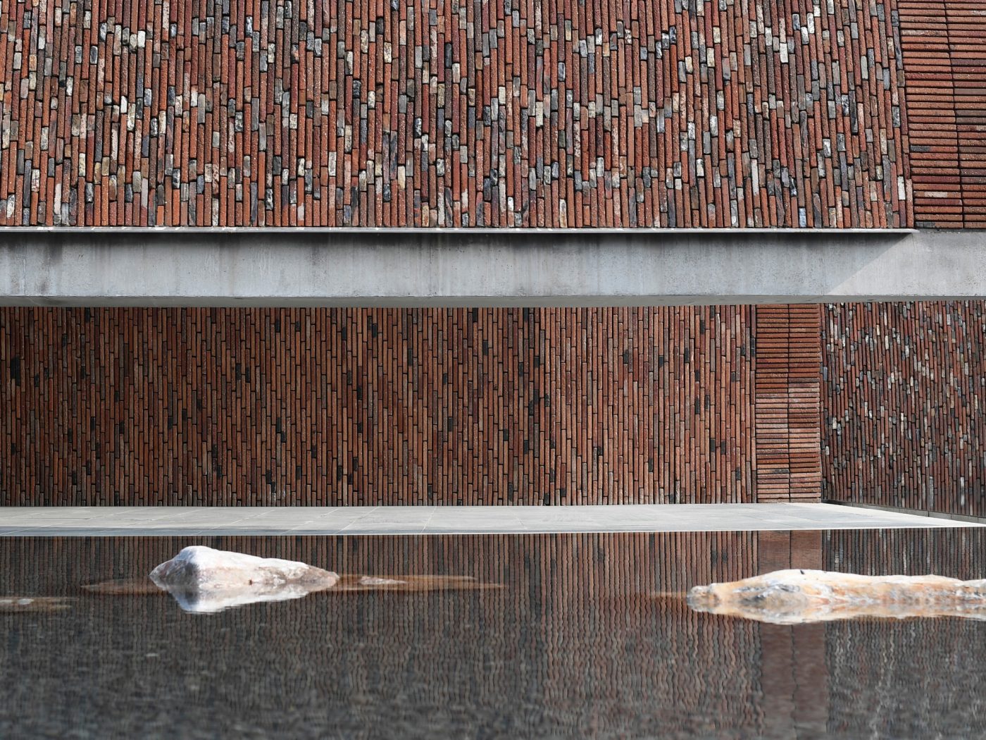 Jingdezhen Imperial Kiln Museum. Brick Award 22 Category "Sharing public spaces". Studio Zhu Pei. Outside view