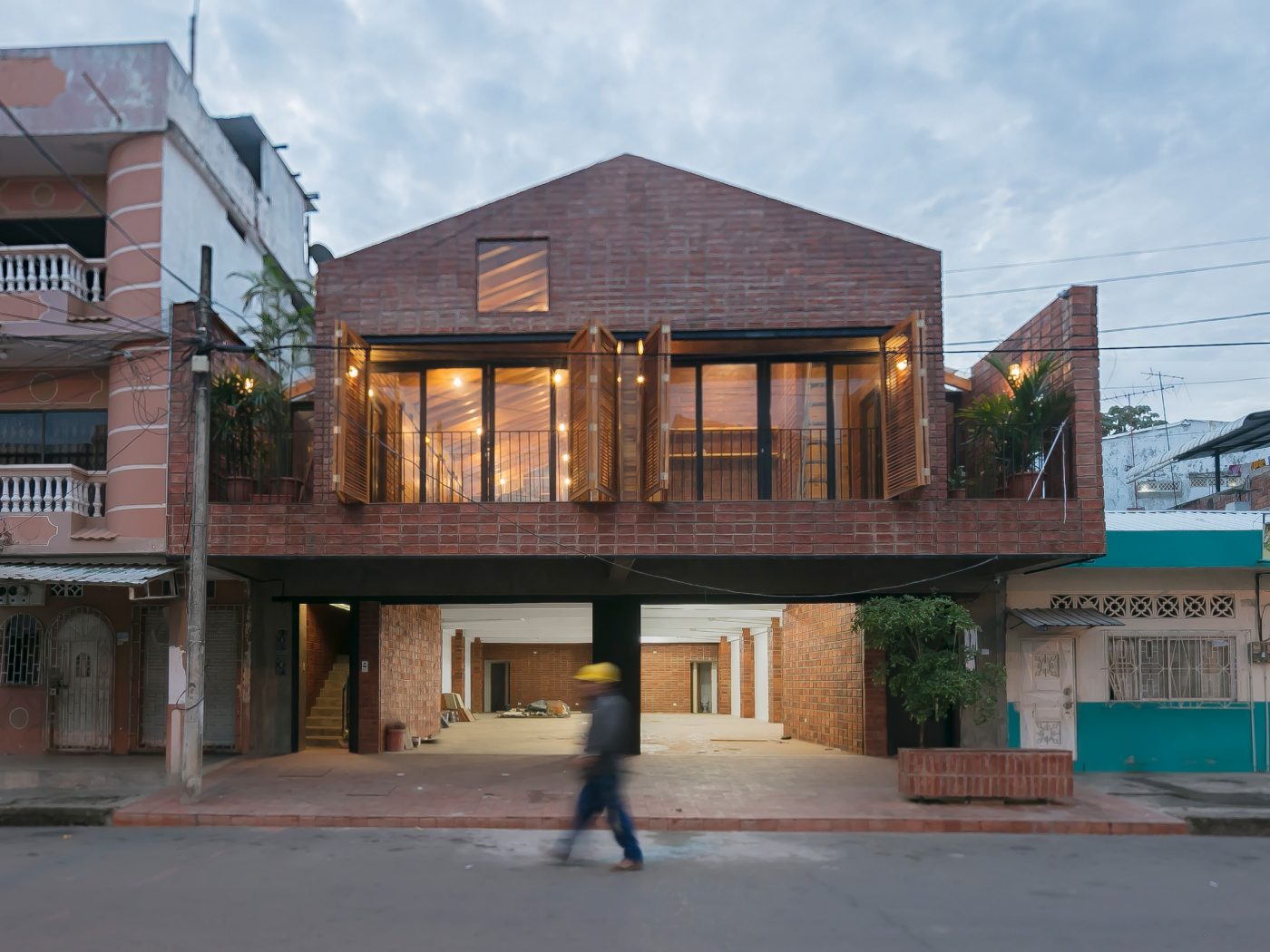 The House that Habitates. Brick Award 22 Category "Feeling at home". Natura Futura. Outside view