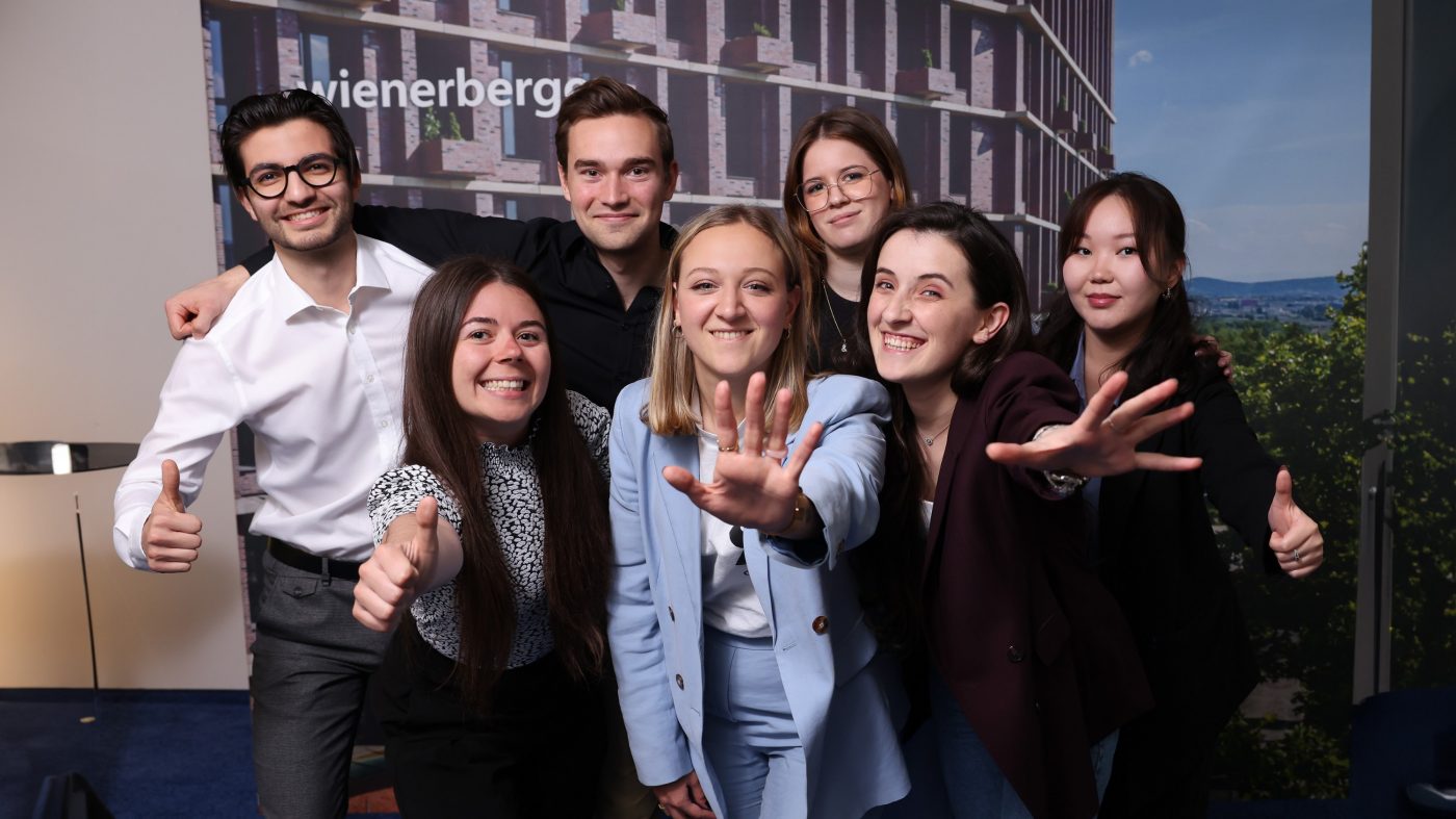Professional experience through an internship at Wienerberger.