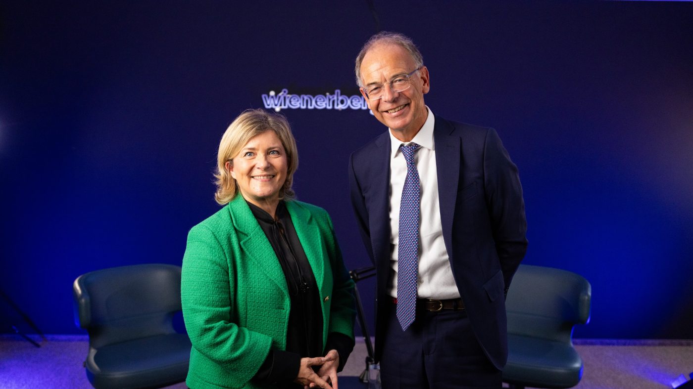Eila Kreivi and Heimo Scheuch in the Wienerberger Podcast Studio