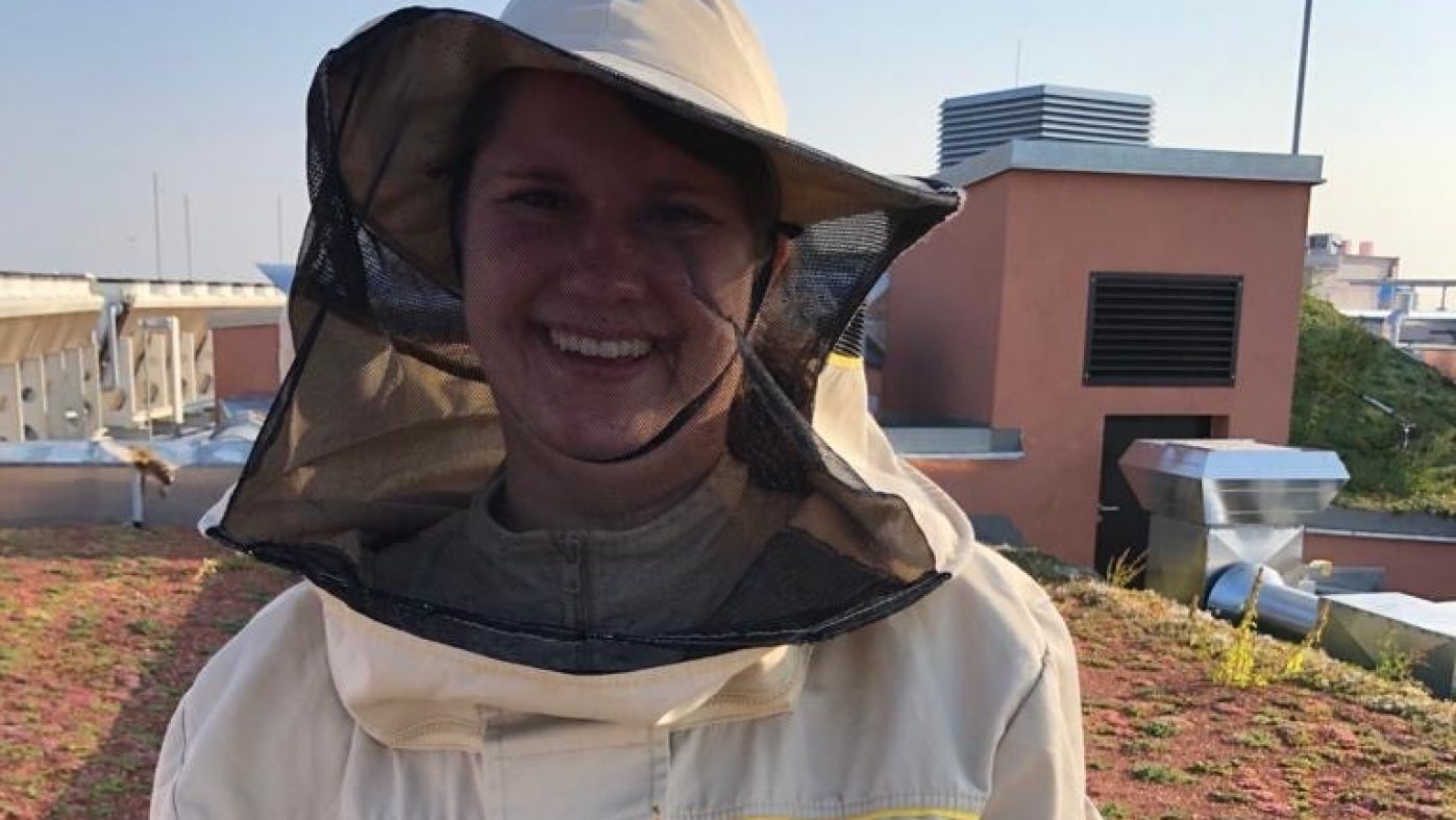 Wienerberger beekeeper Kathrin