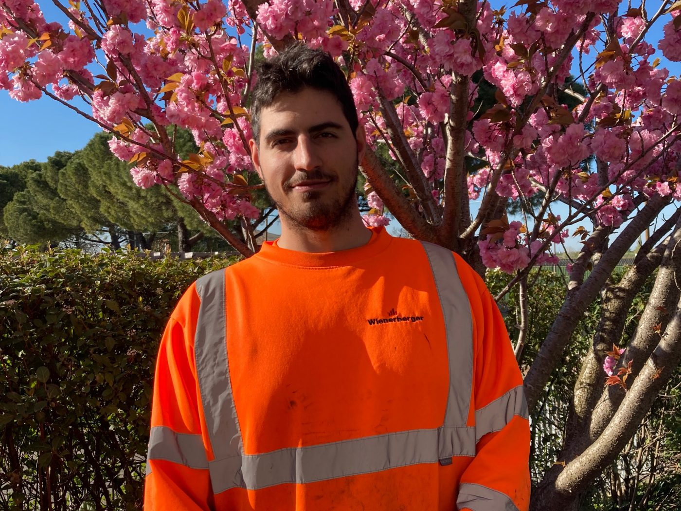Enjoying some fresh air during baseline monitoring: Biodiversity ambassadors Frauke Van Cauwenberghe and Dieter Schreurs from Pipelife Belgium accompanied by an external ecologist.